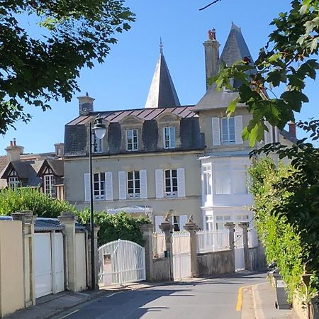 Hotel Dday Aviators Le Manoir Arromanches-les-Bains Zewnętrze zdjęcie