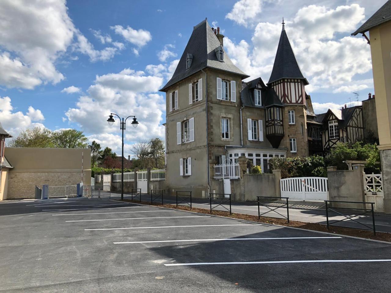 Hotel Dday Aviators Le Manoir Arromanches-les-Bains Zewnętrze zdjęcie